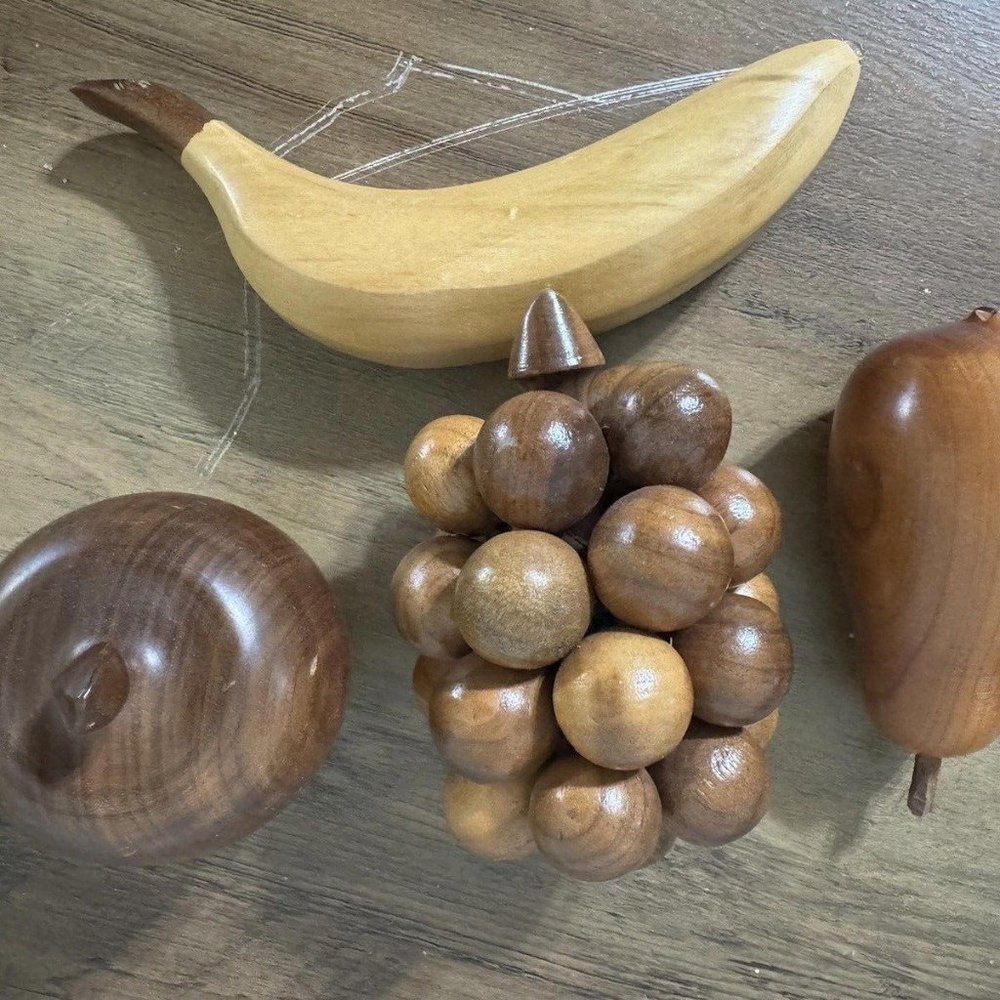 WOODEN FRUIT SET OF 4